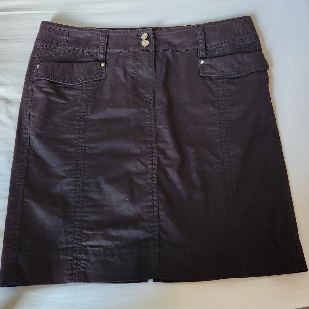 White House Black Market Y2K Style Black Mini Skirt With Zipper Pockets Size 8